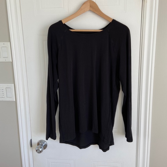 Lululemon- Emerald Long Sleeve